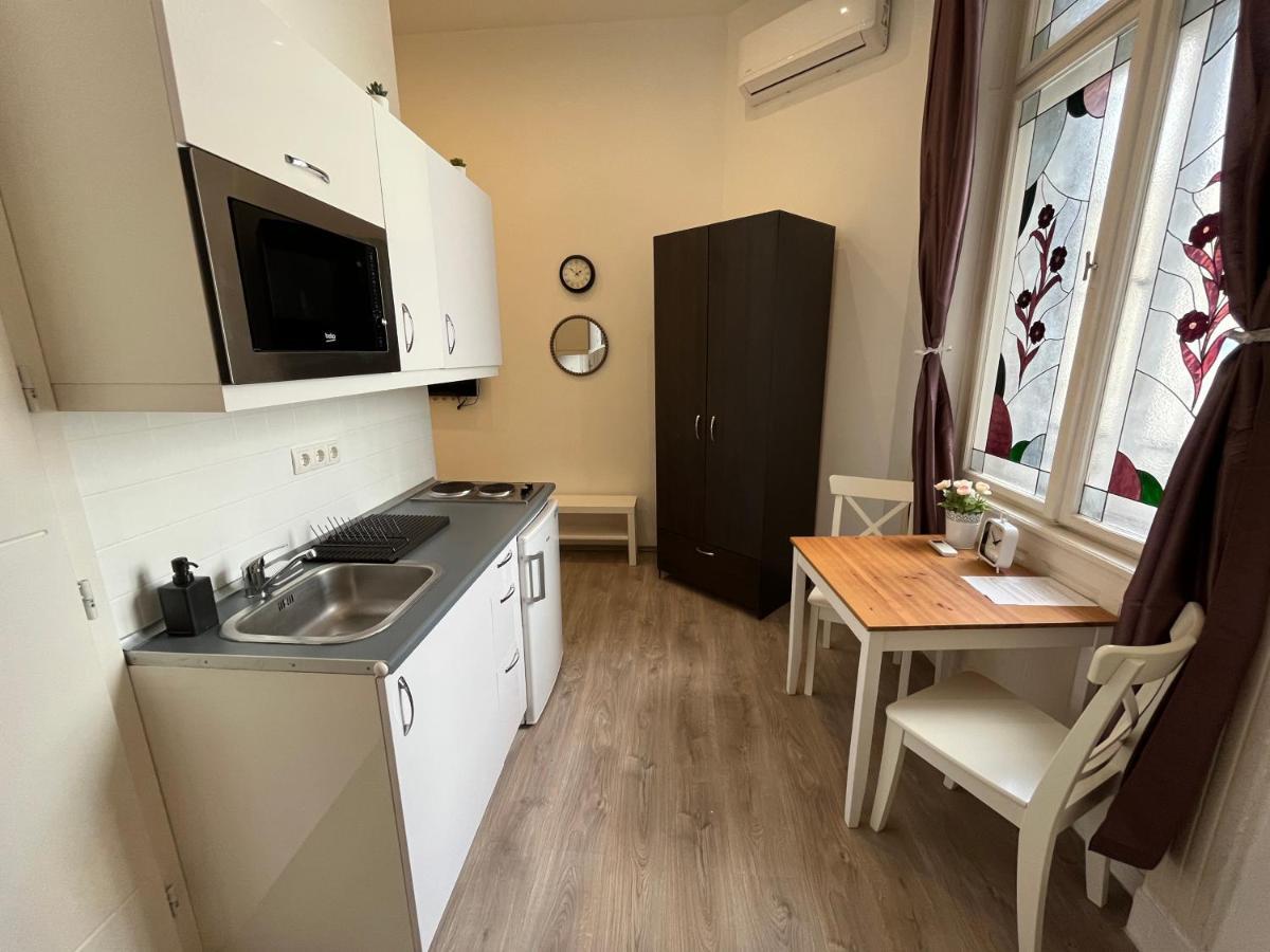 D58 Delux Apartments In The City Center Budapeste Exterior foto