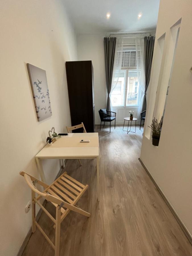 D58 Delux Apartments In The City Center Budapeste Exterior foto