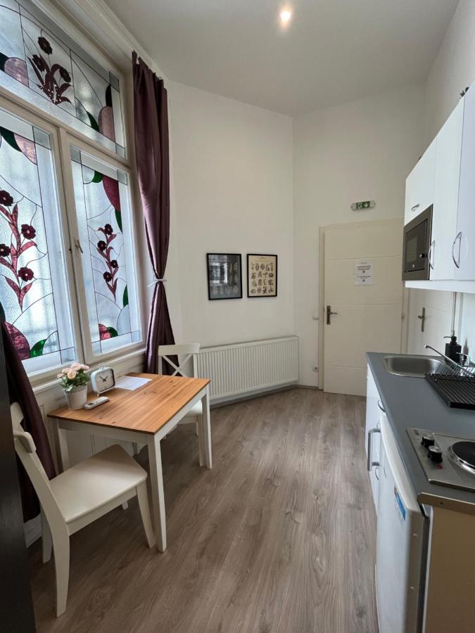 D58 Delux Apartments In The City Center Budapeste Exterior foto